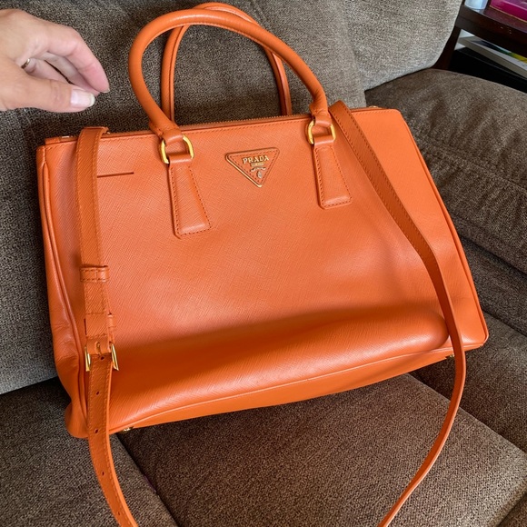 Sold!! Gorgeous authentic Prada double tote Saffiano bag orange - Picture 5 of 16